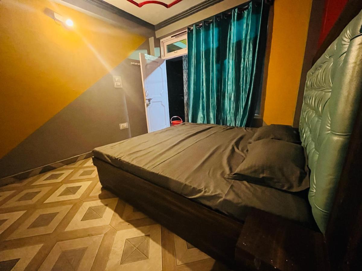 Shanti Cafe & Hostels Kasol Dış mekan fotoğraf