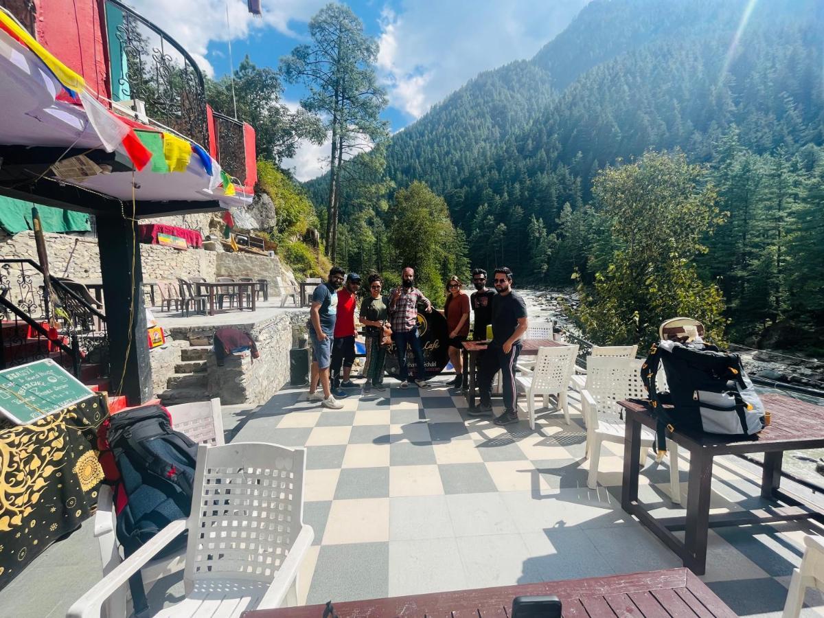 Shanti Cafe & Hostels Kasol Dış mekan fotoğraf