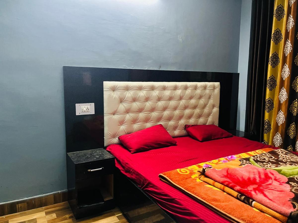 Shanti Cafe & Hostels Kasol Dış mekan fotoğraf