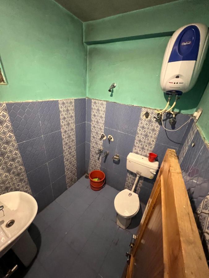 Shanti Cafe & Hostels Kasol Dış mekan fotoğraf