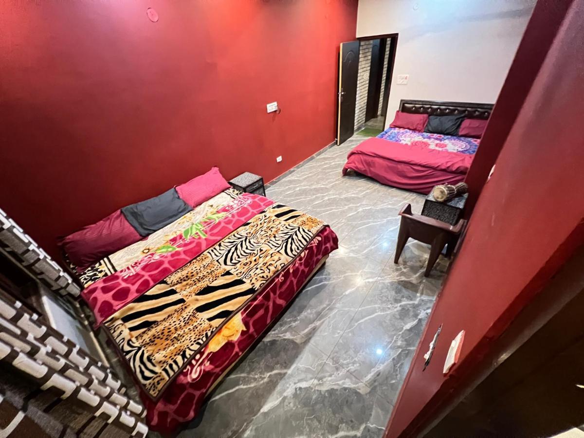 Shanti Cafe & Hostels Kasol Dış mekan fotoğraf
