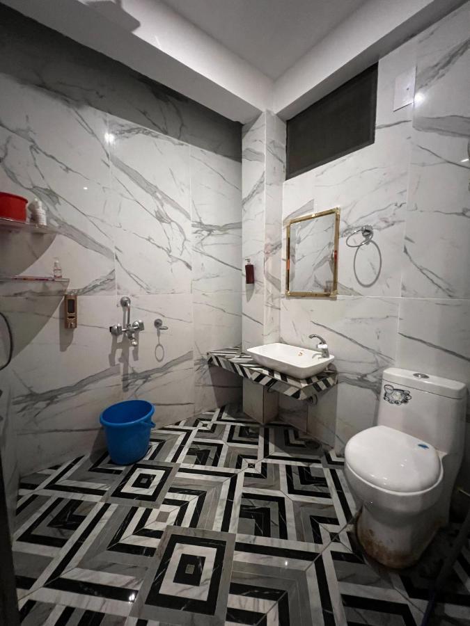 Shanti Cafe & Hostels Kasol Dış mekan fotoğraf
